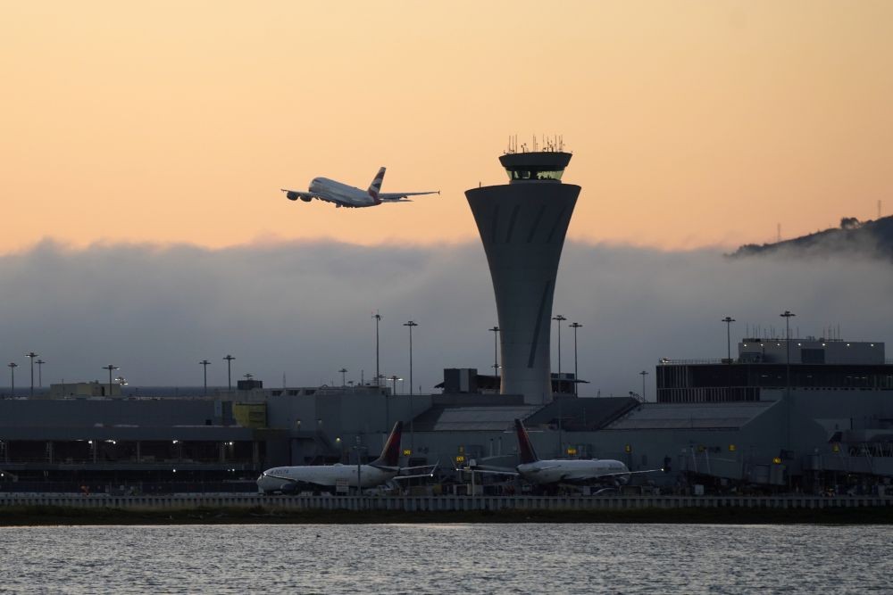 不滿中國航司“可通過俄領空”，美航空協會要求政府停增中美航班